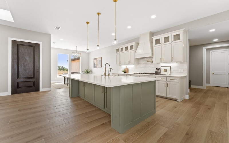 9570 N County Road W, Odessa, TX 79764, 5 Bedrooms Bedrooms, ,3 BathroomsBathrooms,Residential,For Sale,9570 N County Road W,0,173780