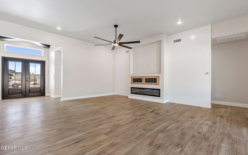 6418 Cadence River Drive, El Paso, TX 79932, 4 Bedrooms Bedrooms, ,3 BathroomsBathrooms,Residential,For Sale,6418 Cadence River Drive,911658