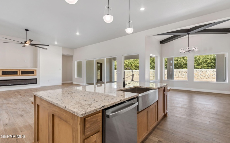 6418 Cadence River Drive, El Paso, TX 79932, 4 Bedrooms Bedrooms, ,3 BathroomsBathrooms,Residential,For Sale,6418 Cadence River Drive,911658