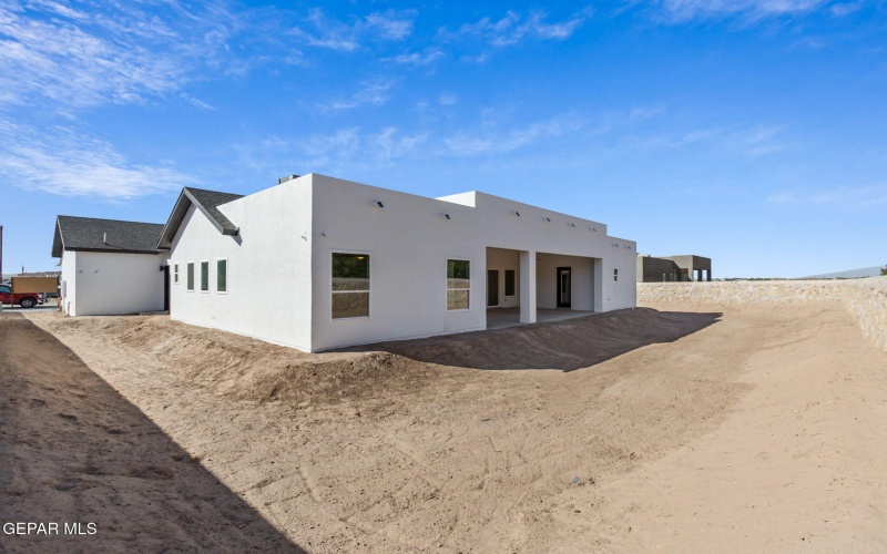 6418 Cadence River Drive, El Paso, TX 79932, 4 Bedrooms Bedrooms, ,3 BathroomsBathrooms,Residential,For Sale,6418 Cadence River Drive,911658