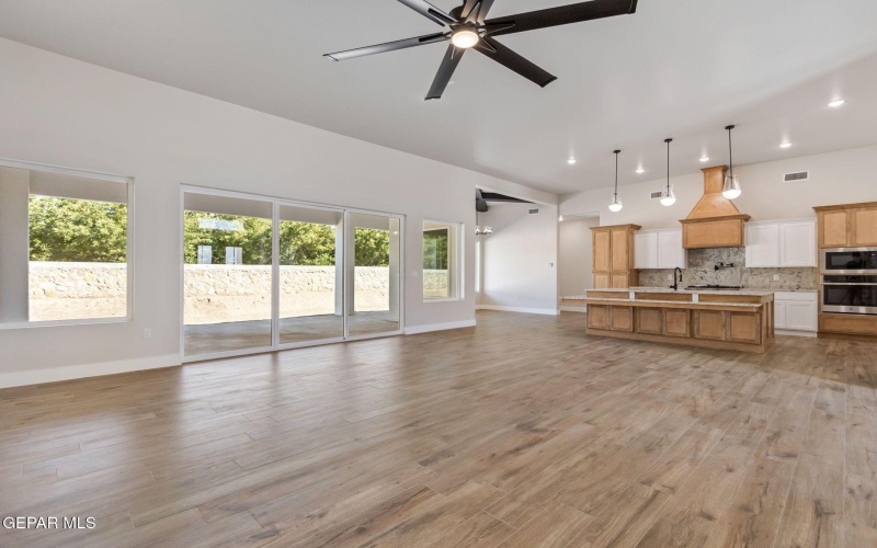 6418 Cadence River Drive, El Paso, TX 79932, 4 Bedrooms Bedrooms, ,3 BathroomsBathrooms,Residential,For Sale,6418 Cadence River Drive,911658