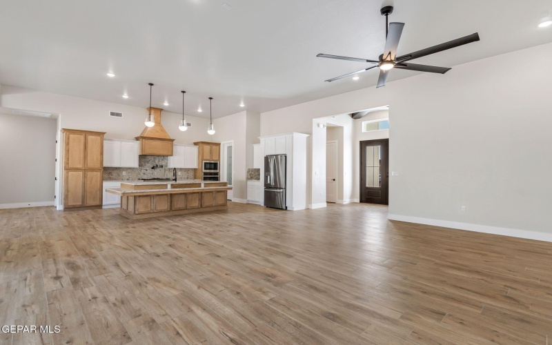 6418 Cadence River Drive, El Paso, TX 79932, 4 Bedrooms Bedrooms, ,3 BathroomsBathrooms,Residential,For Sale,6418 Cadence River Drive,911658