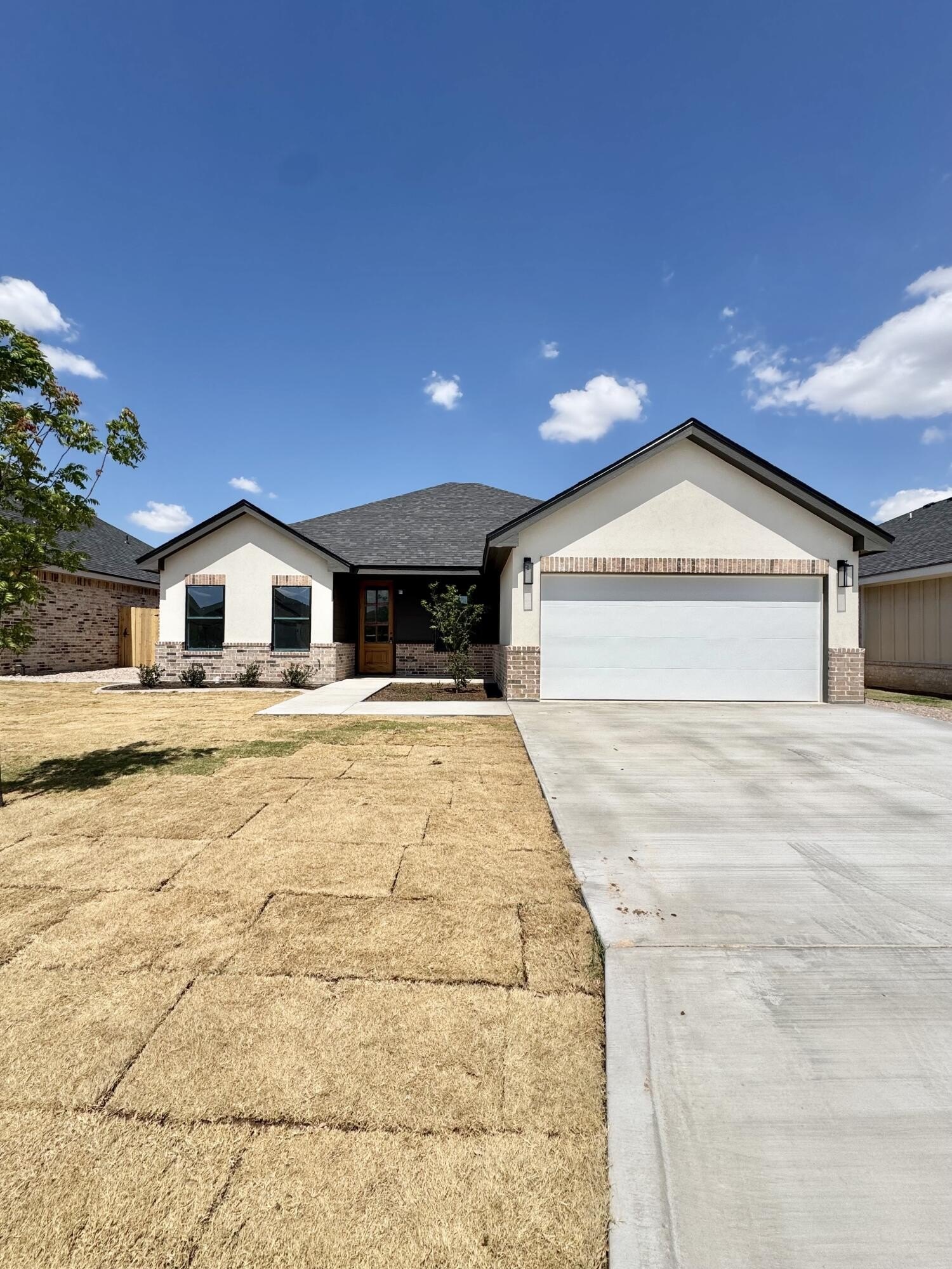 3140 Maplewood Drive, San Angelo, TX 76904, 3 Bedrooms Bedrooms, ,2 BathroomsBathrooms,Residential,For Sale,3140 Maplewood Drive,0,200427