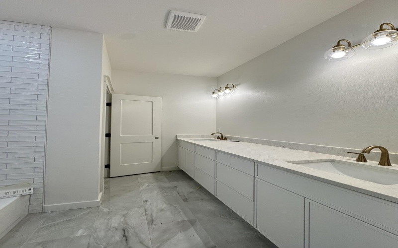 3140 Maplewood Drive, San Angelo, TX 76904, 3 Bedrooms Bedrooms, ,2 BathroomsBathrooms,Residential,For Sale,3140 Maplewood Drive,0,200427