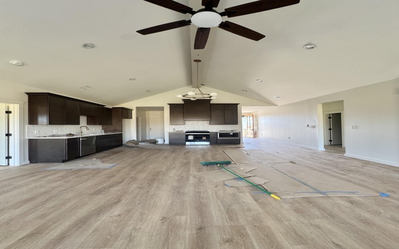 3140 Maplewood Drive, San Angelo, TX 76904, 3 Bedrooms Bedrooms, ,2 BathroomsBathrooms,Residential,For Sale,3140 Maplewood Drive,0,200427