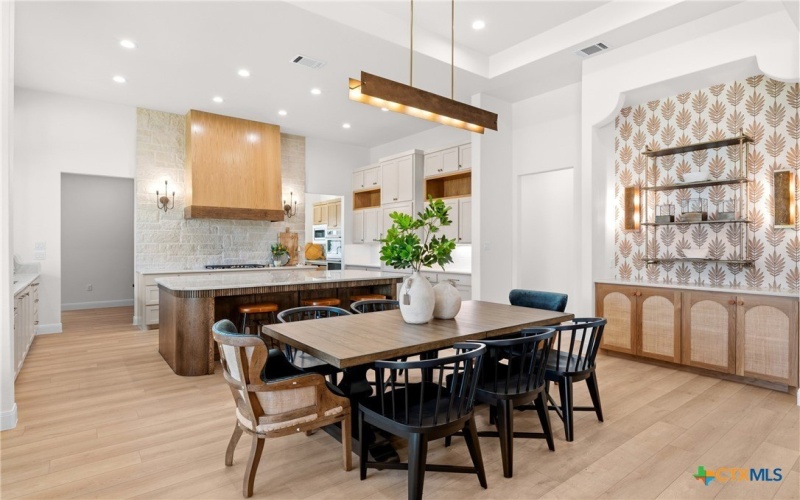 12299 Crows Ranch Road, Salado, TX 76571, 4 Bedrooms Bedrooms, ,5 BathroomsBathrooms,Residential,For Sale,12299 Crows Ranch Road,0,609824