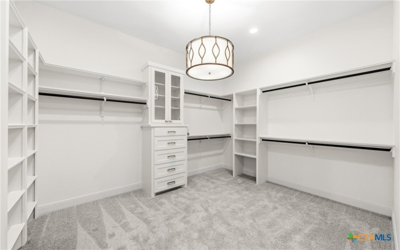 12299 Crows Ranch Road, Salado, TX 76571, 4 Bedrooms Bedrooms, ,5 BathroomsBathrooms,Residential,For Sale,12299 Crows Ranch Road,0,609824