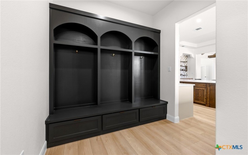 12299 Crows Ranch Road, Salado, TX 76571, 4 Bedrooms Bedrooms, ,5 BathroomsBathrooms,Residential,For Sale,12299 Crows Ranch Road,0,609824