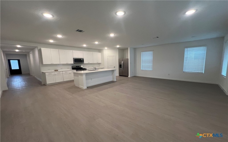 8908 San Carlos, Seguin, TX 78155, 4 Bedrooms Bedrooms, ,3 BathroomsBathrooms,Residential,For Sale,8908 San Carlos,0,610171