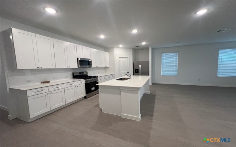 8908 San Carlos, Seguin, TX 78155, 4 Bedrooms Bedrooms, ,3 BathroomsBathrooms,Residential,For Sale,8908 San Carlos,0,610171