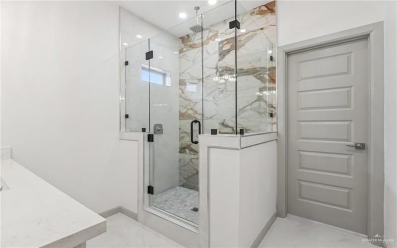 3400 E Alexa Street, Edinburg, TX 78542, 3 Bedrooms Bedrooms, ,2 BathroomsBathrooms,Residential,For Sale,3400 E Alexa Street,0,501332