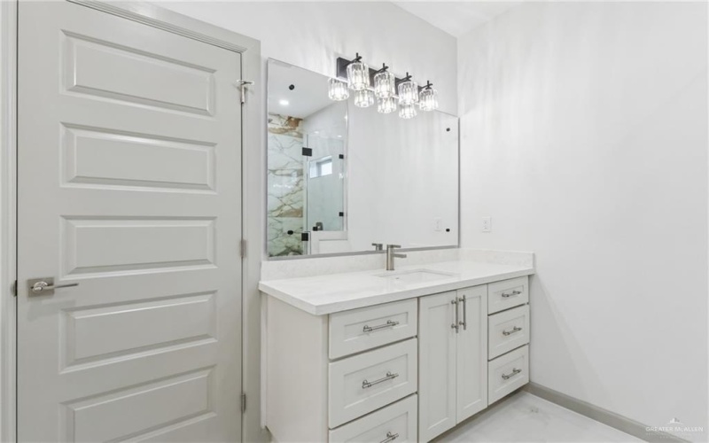 3400 E Alexa Street, Edinburg, TX 78542, 3 Bedrooms Bedrooms, ,2 BathroomsBathrooms,Residential,For Sale,3400 E Alexa Street,0,501332