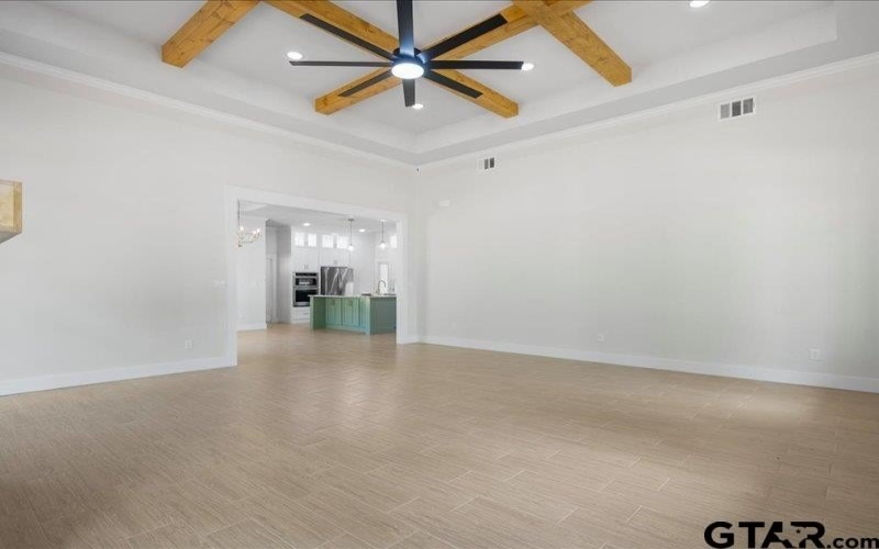 18171 W Lakeview Dr, Troup, TX 75789, 3 Bedrooms Bedrooms, ,2 BathroomsBathrooms,Residential,For Sale,18171 W Lakeview Dr,0,26005034