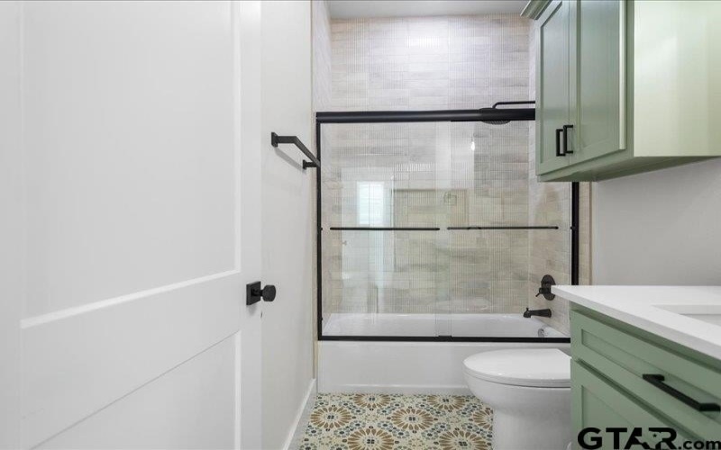 18171 W Lakeview Dr, Troup, TX 75789, 3 Bedrooms Bedrooms, ,2 BathroomsBathrooms,Residential,For Sale,18171 W Lakeview Dr,0,26005034