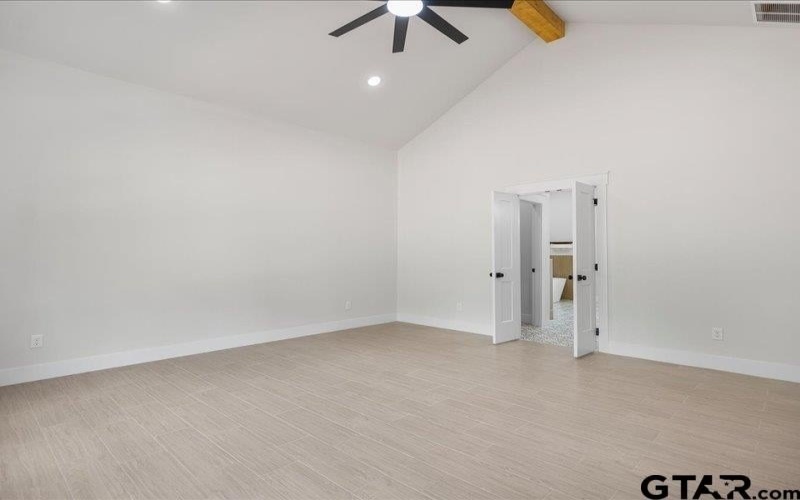 18171 W Lakeview Dr, Troup, TX 75789, 3 Bedrooms Bedrooms, ,2 BathroomsBathrooms,Residential,For Sale,18171 W Lakeview Dr,0,26005034