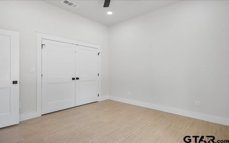 18171 W Lakeview Dr, Troup, TX 75789, 3 Bedrooms Bedrooms, ,2 BathroomsBathrooms,Residential,For Sale,18171 W Lakeview Dr,0,26005034