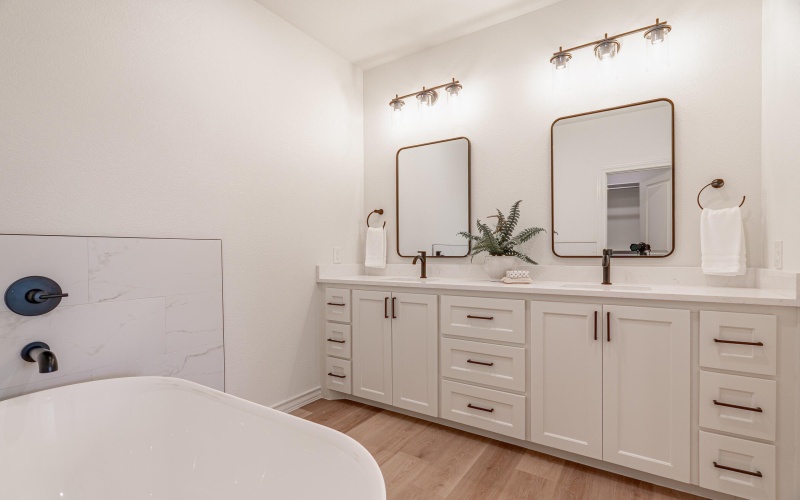 703 E 14th Street, Wolfforth, TX 79382, 4 Bedrooms Bedrooms, ,2 BathroomsBathrooms,Residential,For Sale,703 E 14th Street,0,202604706