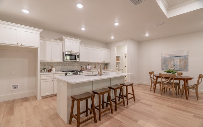 6917 14th Street, Lubbock, TX 79416, 3 Bedrooms Bedrooms, ,2 BathroomsBathrooms,Residential,For Sale,6917 14th Street,0,202604707