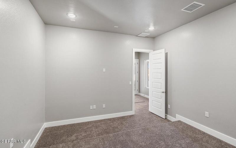 7353 Cimarron Rim Drive, El Paso, TX 79911, 5 Habitaciones Habitaciones , ,3 BañosBaños,Residential,En Venta,7353 Cimarron Rim Drive,915249