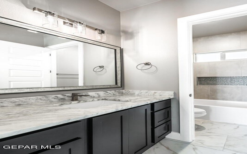 7353 Cimarron Rim Drive, El Paso, TX 79911, 5 Habitaciones Habitaciones , ,3 BañosBaños,Residential,En Venta,7353 Cimarron Rim Drive,915249