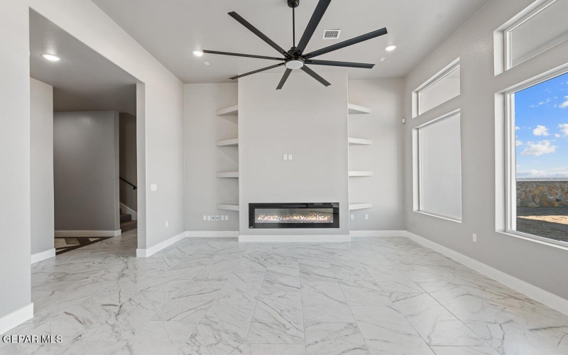7353 Cimarron Rim Drive, El Paso, TX 79911, 5 Habitaciones Habitaciones , ,3 BañosBaños,Residential,En Venta,7353 Cimarron Rim Drive,915249