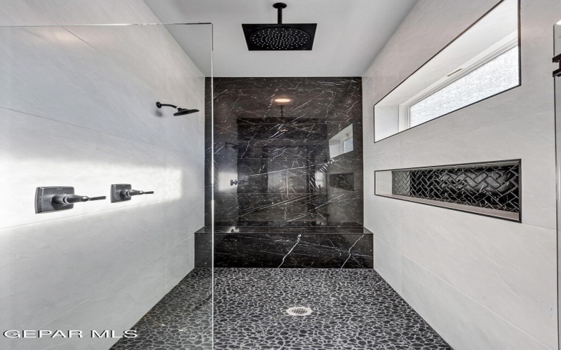 6416 Cadence River Drive, El Paso, TX 79932, 5 Bedrooms Bedrooms, ,3 BathroomsBathrooms,Residential,For Sale,6416 Cadence River Drive,0,913624