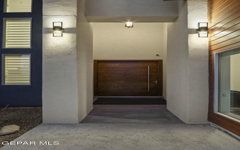 852 W Gate, El Paso, TX 79932, 4 Bedrooms Bedrooms, ,6 BathroomsBathrooms,Residential,For Sale,852 W Gate,0,920864