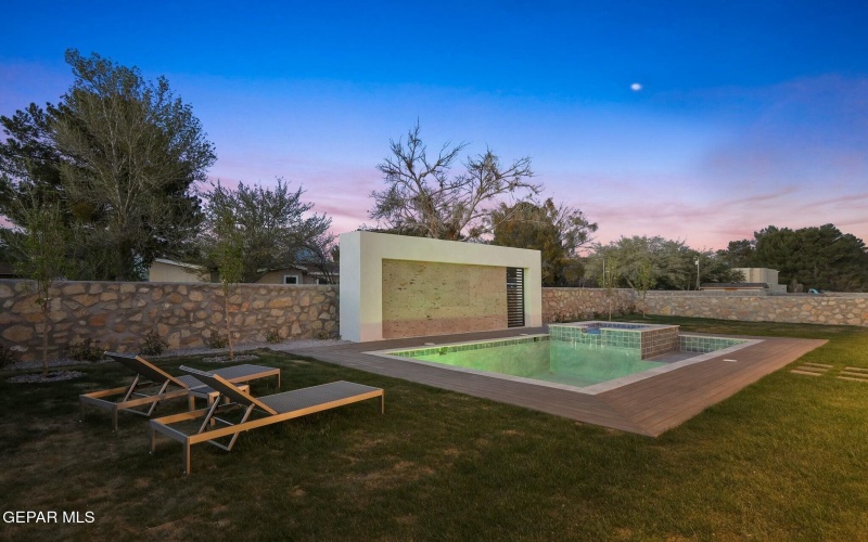852 W Gate, El Paso, TX 79932, 4 Bedrooms Bedrooms, ,6 BathroomsBathrooms,Residential,For Sale,852 W Gate,0,920864