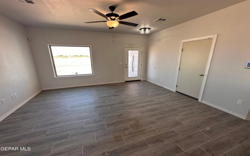 5069 Olivia Caro Street, El Paso, TX 79938, 4 Habitaciones Habitaciones , ,1 BañoBaños,Residential,En Venta,5069 Olivia Caro Street,921981