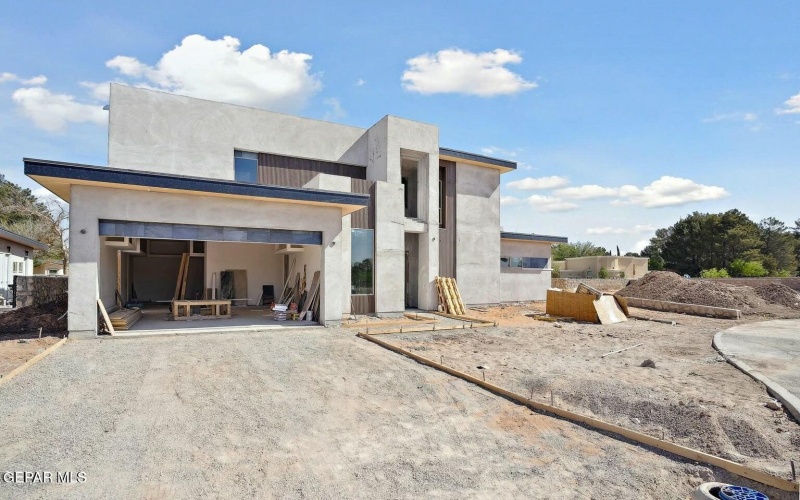 856 W Gate, El Paso, TX 79932, 4 Habitaciones Habitaciones , ,6 BañosBaños,Residential,En Venta,856 W Gate,921061