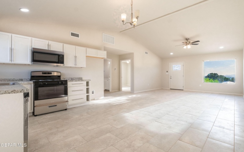 1682 GREEN PEAR DR, El Paso, TX 79928, 3 Habitaciones Habitaciones , ,1 BañoBaños,Residential,En Venta,1682 GREEN PEAR DR,922362