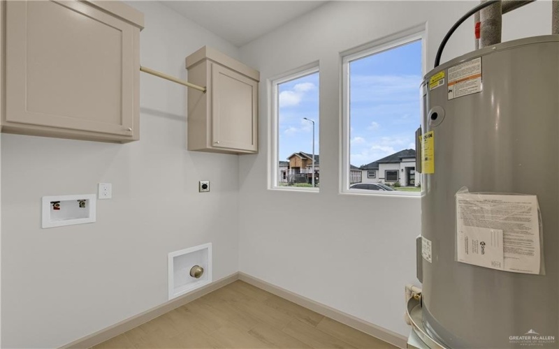 3568 Las Brisas Street, Edinburg, TX 78542, 3 Habitaciones Habitaciones , ,2 BañosBaños,Residential,En Venta,3568 Las Brisas Street,0,501385