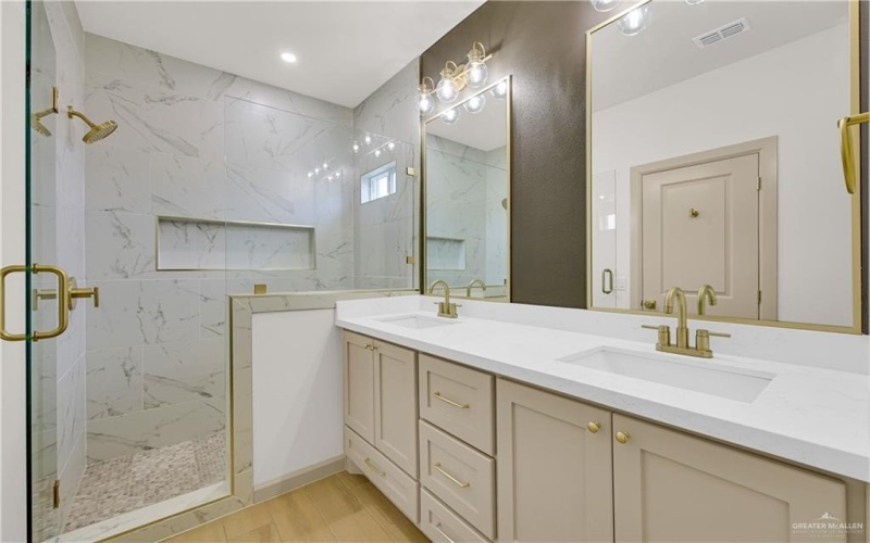 3568 Las Brisas Street, Edinburg, TX 78542, 3 Habitaciones Habitaciones , ,2 BañosBaños,Residential,En Venta,3568 Las Brisas Street,0,501385