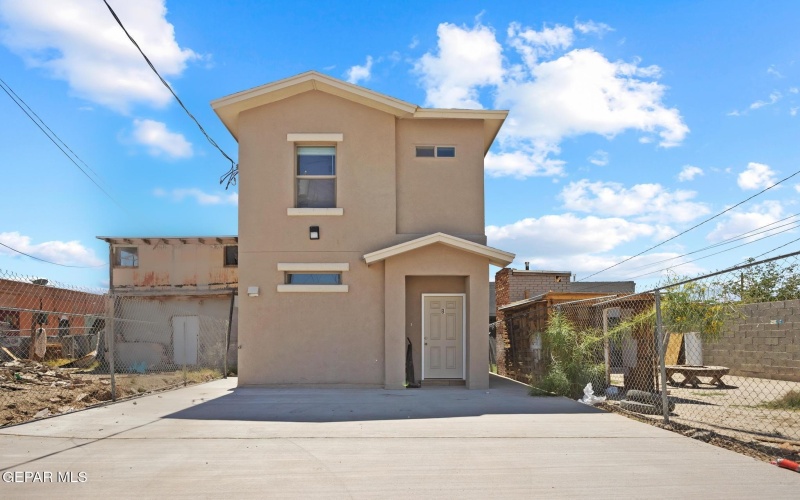 916 St Vrain unit: A #A, El Paso, TX 79901, 1 Bedroom Bedrooms, ,1 BathroomBathrooms,Residential,For Sale,916 St Vrain unit: A,922364