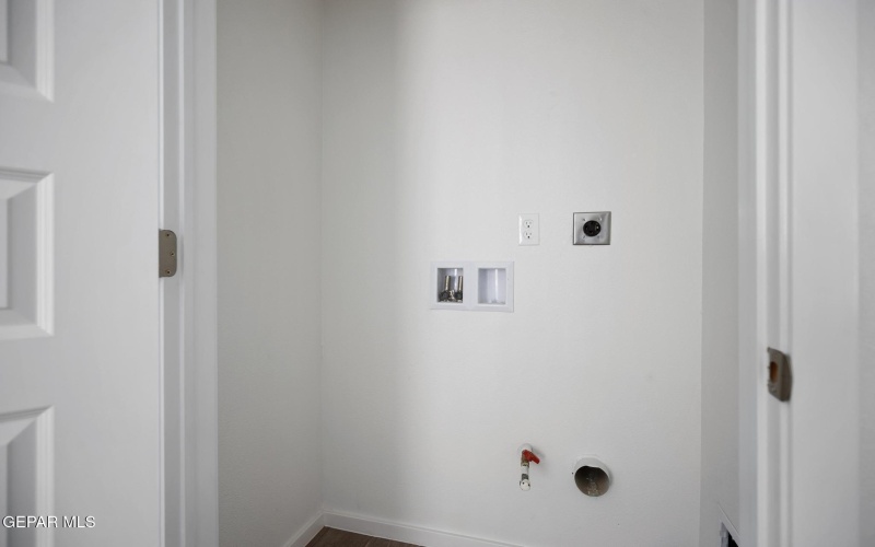 916 St Vrain unit: A #A, El Paso, TX 79901, 1 Bedroom Bedrooms, ,1 BathroomBathrooms,Residential,For Sale,916 St Vrain unit: A,922364