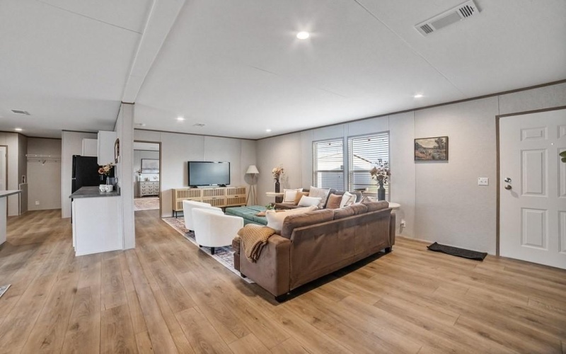 2004 Buffet Way, Poolville, TX 76487, 5 Bedrooms Bedrooms, ,3 BathroomsBathrooms,Residential,For Sale,2004 Buffet Way,0,21198560