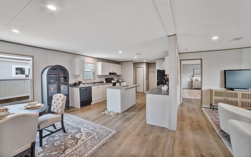 2004 Buffet Way, Poolville, TX 76487, 5 Bedrooms Bedrooms, ,3 BathroomsBathrooms,Residential,For Sale,2004 Buffet Way,0,21198560