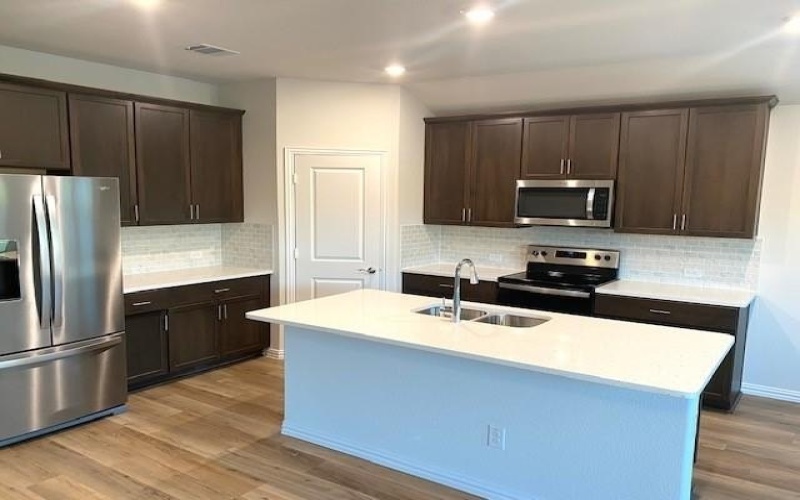 1902 CANYON Lane, Melissa, TX 75454, 4 Habitaciones Habitaciones , ,3 BañosBaños,Residential,En Venta,1902 CANYON Lane,0,21235166