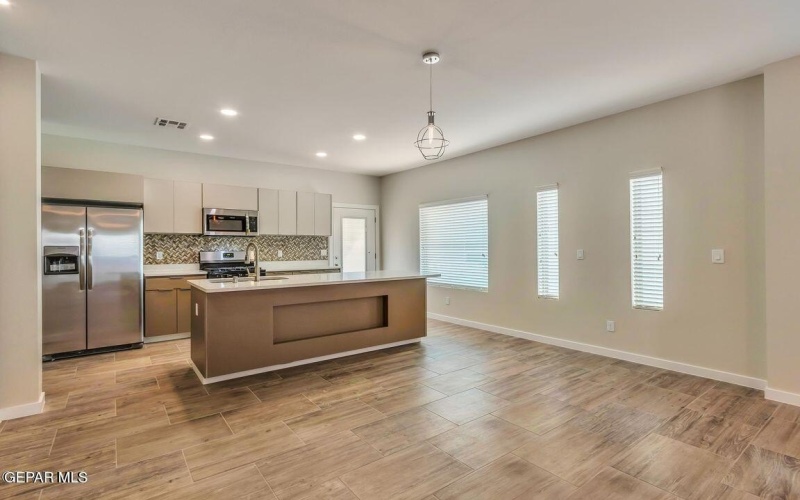 3873 Perspective Street, El Paso, TX 79938, 4 Habitaciones Habitaciones , ,2 BañosBaños,Residential,En Venta,3873 Perspective Street,922383