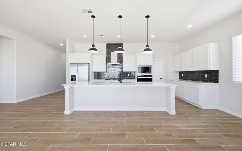 1168 SUMMER RAIN Street, El Paso, TX 79928, 4 Bedrooms Bedrooms, ,2 BathroomsBathrooms,Residential,For Sale,1168 SUMMER RAIN Street,0,922391