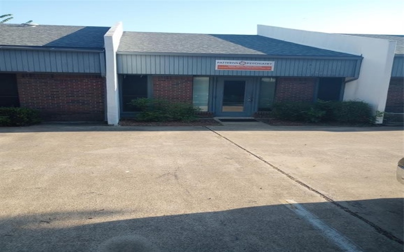 2900 W Park Row Drive, Pantego, TX 76013, ,Commercial Sale,For Sale,2900 W Park Row Drive,0,21235451