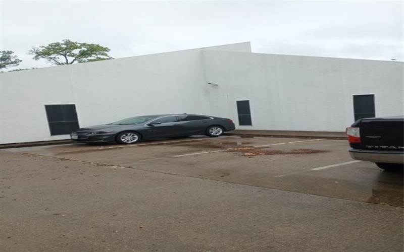 2900 W Park Row Drive, Pantego, TX 76013, ,Commercial Sale,For Sale,2900 W Park Row Drive,0,21235451