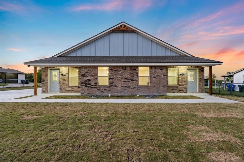 3407 Pewitt Drive, Waco, TX 76706, 6 Bedrooms Bedrooms, ,5 BathroomsBathrooms,Residential Multi Family,For Sale,3407 Pewitt Drive,0,21235624