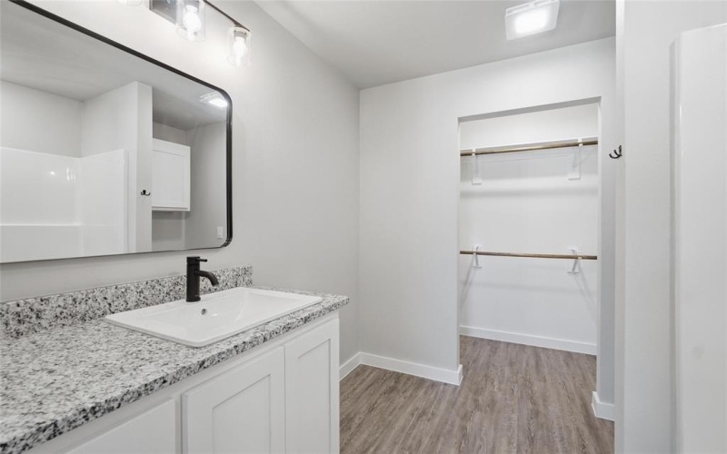 2900 Glennster Street, Abilene, TX 79606, 6 Habitaciones Habitaciones , ,5 BañosBaños,Residential Multi Family,En Venta,2900 Glennster Street,0,21236162