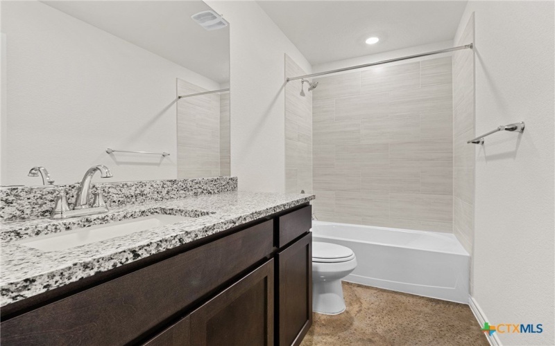 1223 Concord Drive unit: A, Copperas Cove, TX 76522, 3 Habitaciones Habitaciones , ,2 BañosBaños,Residential Multi Family,En Venta,1223 Concord Drive unit: A,0,610332