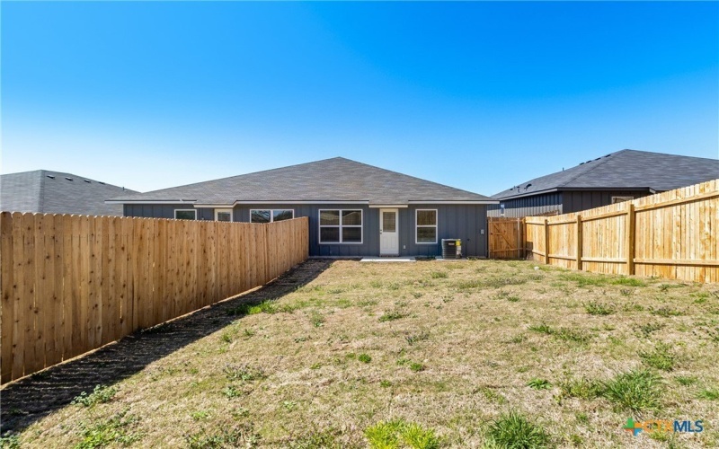 1223 Concord Drive unit: A, Copperas Cove, TX 76522, 3 Habitaciones Habitaciones , ,2 BañosBaños,Residential Multi Family,En Venta,1223 Concord Drive unit: A,0,610332