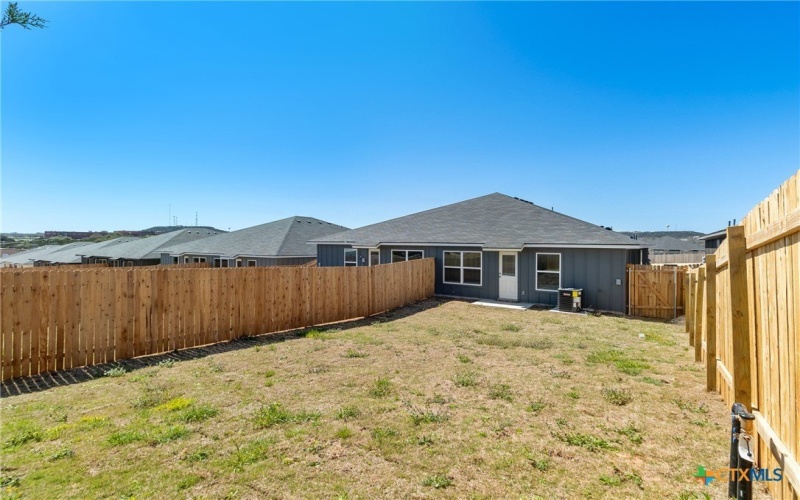 1223 Concord Drive unit: A, Copperas Cove, TX 76522, 3 Habitaciones Habitaciones , ,2 BañosBaños,Residential Multi Family,En Venta,1223 Concord Drive unit: A,0,610332