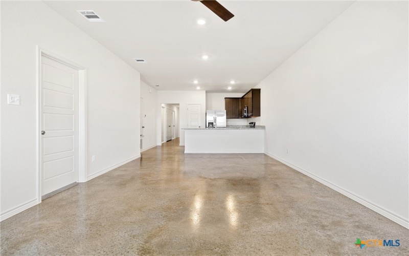 1223 Concord Drive unit: A, Copperas Cove, TX 76522, 3 Habitaciones Habitaciones , ,2 BañosBaños,Residential Multi Family,En Venta,1223 Concord Drive unit: A,0,610332