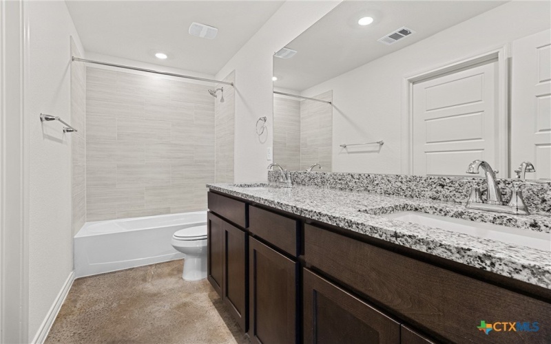 1223 Concord Drive unit: A, Copperas Cove, TX 76522, 3 Habitaciones Habitaciones , ,2 BañosBaños,Residential Multi Family,En Venta,1223 Concord Drive unit: A,0,610332