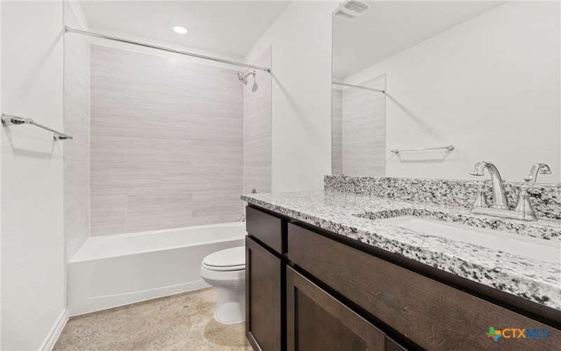 1223 Concord Drive unit: B, Copperas Cove, TX 76522, 3 Habitaciones Habitaciones , ,2 BañosBaños,Residential Multi Family,En Venta,1223 Concord Drive unit: B,0,610334